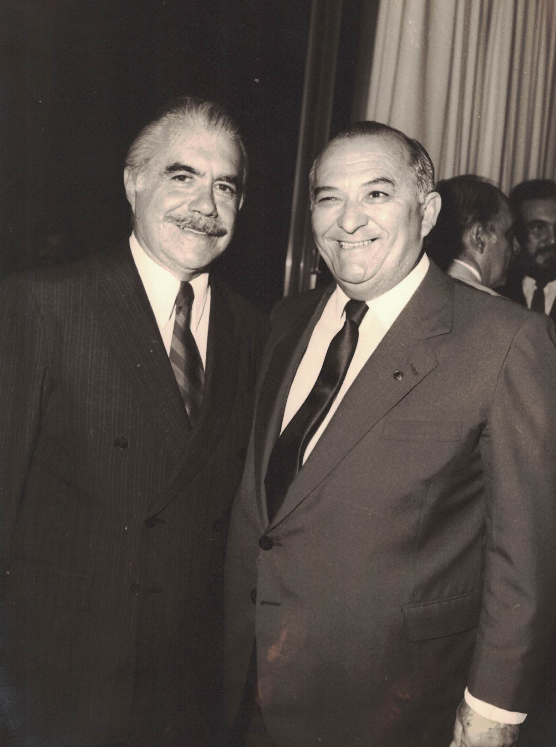 José Sarney (31.º presidente do Brasil) e Ivo