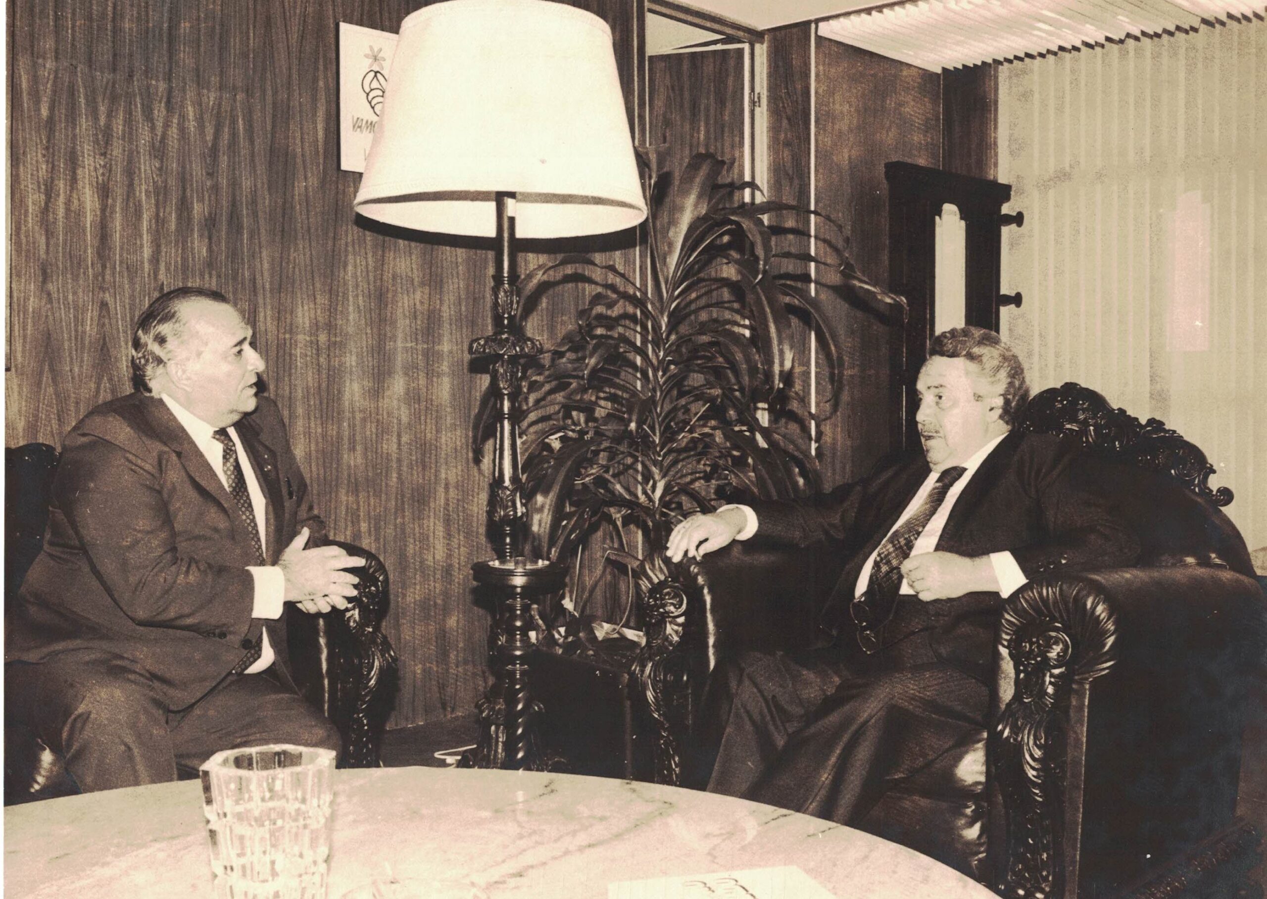 Ivo e Paulo Brossard, à época Ministro da Justiça no governo de José Sarney